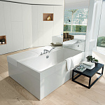 Ванна из литьевого мрамора Burgbad Crono 180x130 SEHA180 C0001 F0797 A0095 с лежанкой